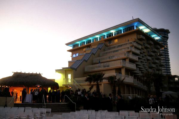 Best Wedding photographer at The Shores, Daytona Beach - Sandra Johnson (SJFoto.com)